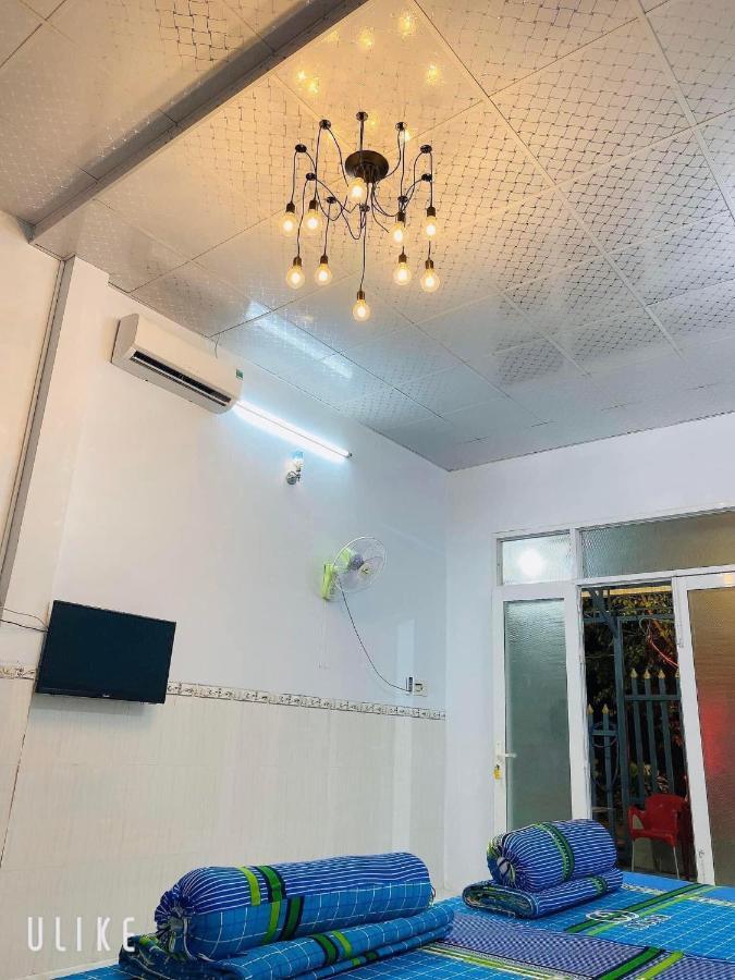 ホテル Nha Nghi Le Duoc ハティエン エクステリア 写真