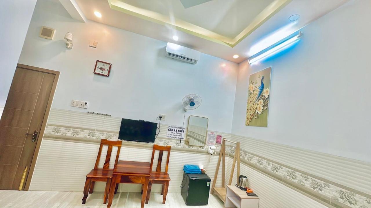 ホテル Nha Nghi Le Duoc ハティエン エクステリア 写真
